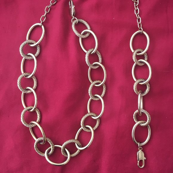 DK Necklace and bracelet - Picture 1 of 3